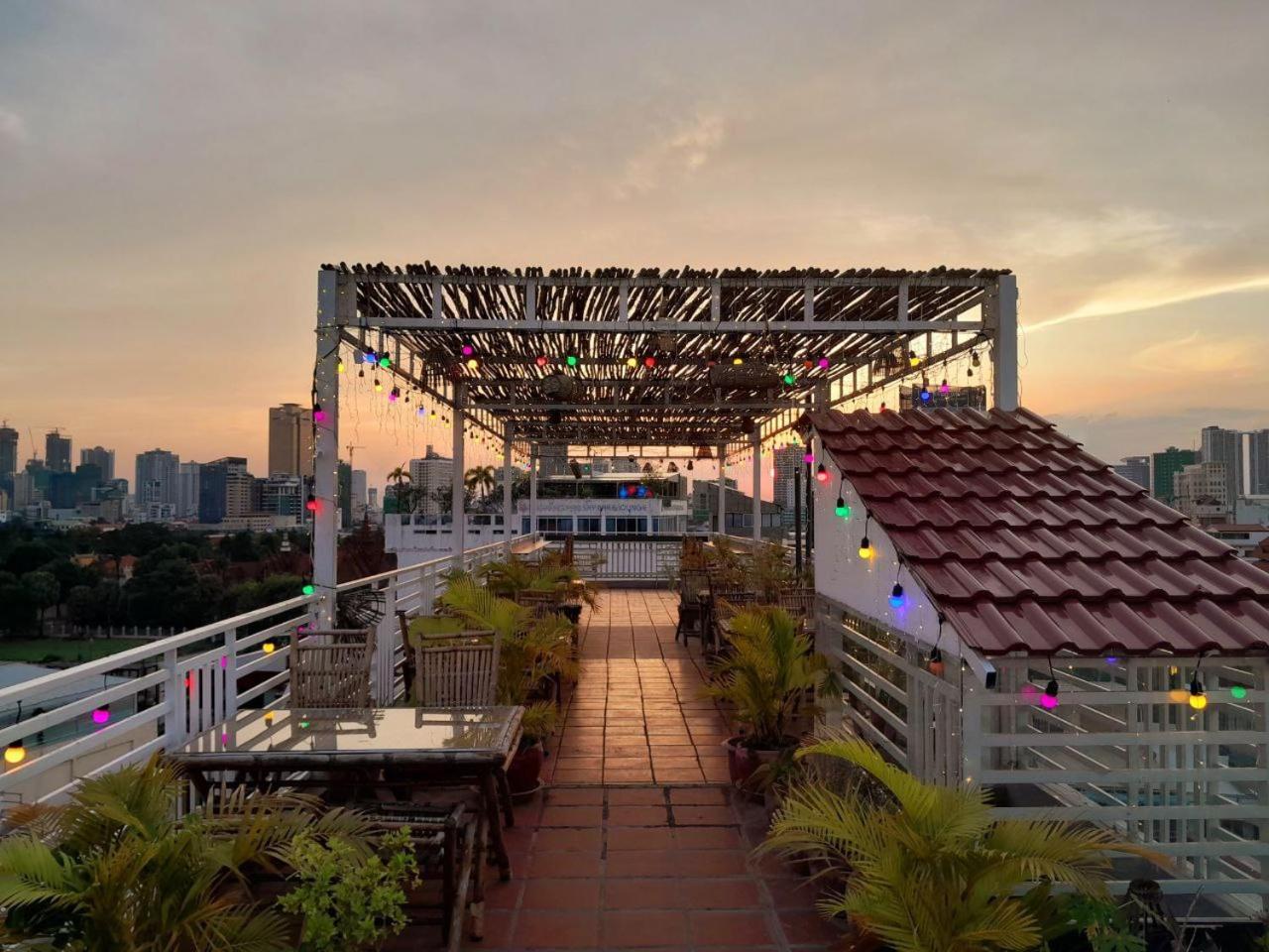 4 Rivers Hotel Phnom Penh Eksteriør bilde